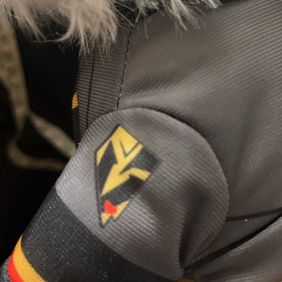 Bark Andre-Fleury, Rare White Plush Dog, Vegas Golden Knights, 2018- NWT - Picture 10 of 11